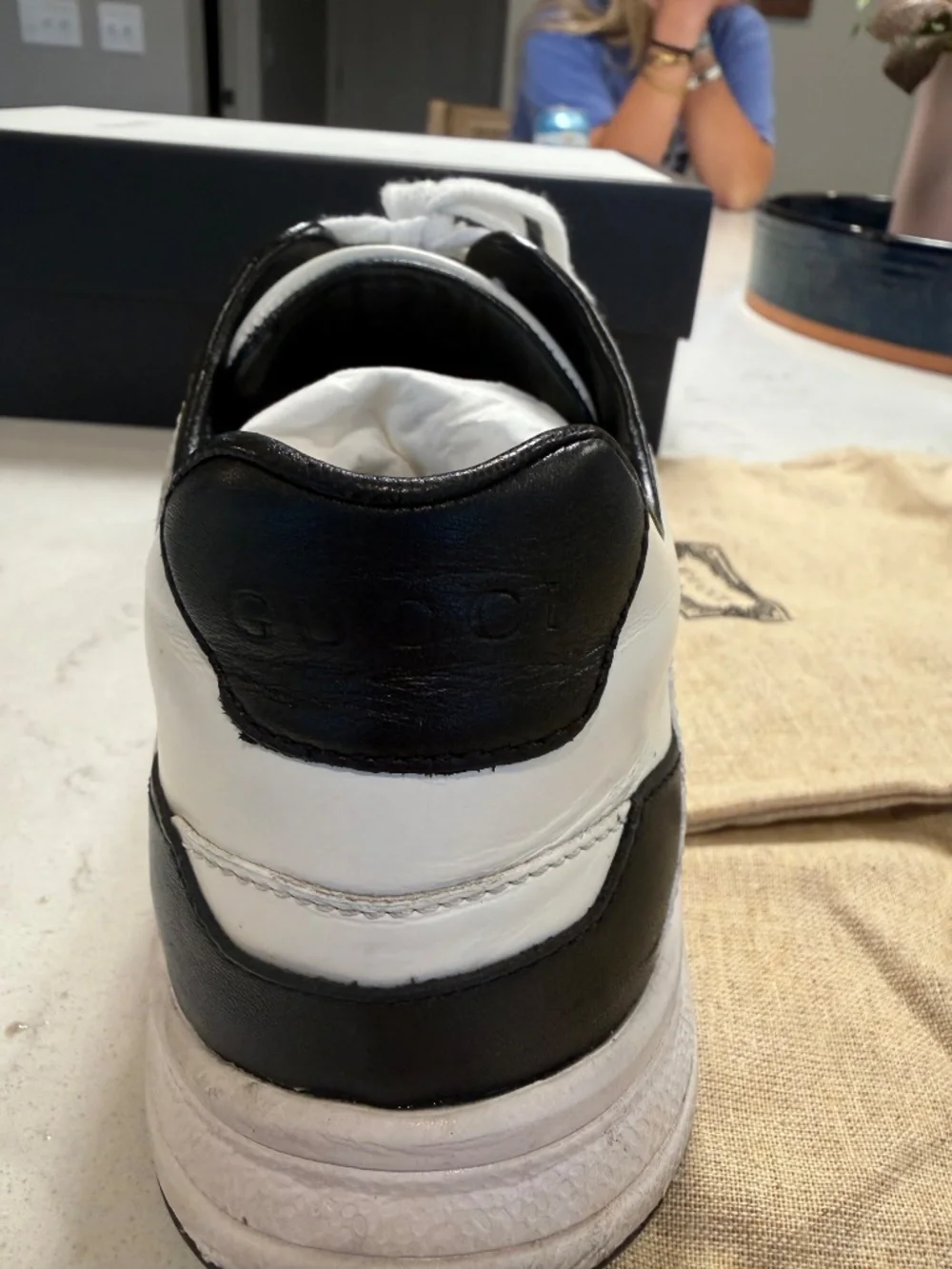 Gucci AYO10 1064 size 36 like new